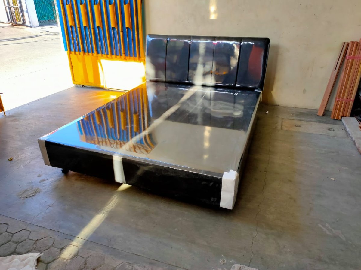 KBS Divan Set 160 X 200 Hitam 
